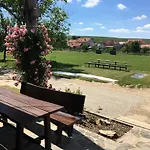 Semesterbostad Sklipek U Tomasa
